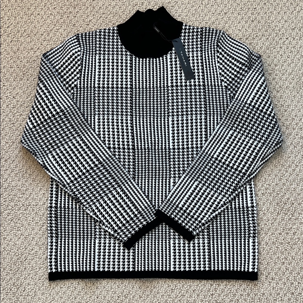 Tahari Black and White Houndstooth Sweater